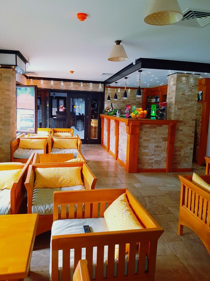 Pensiunea Câmpia Soarelui Apa Neagră Extérieur photo